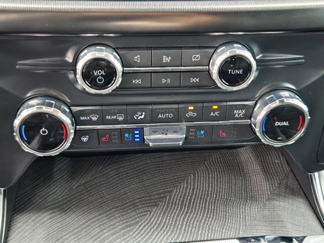 Certified 2022 Ford F150 Platinum w/ Equipment Group 701A High image 16