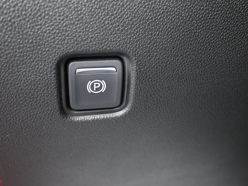 Used 2023 Chevrolet Blazer LT FWD image 19