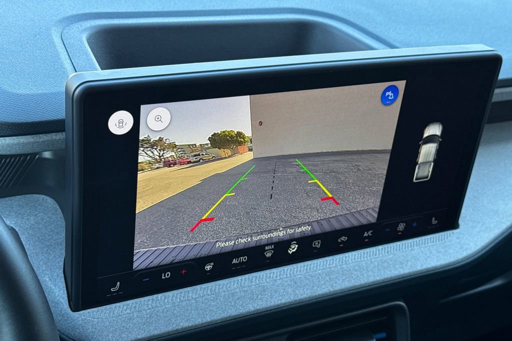 Certified 2025 Ford Maverick XLT w/ Equipment Group 301A image 17