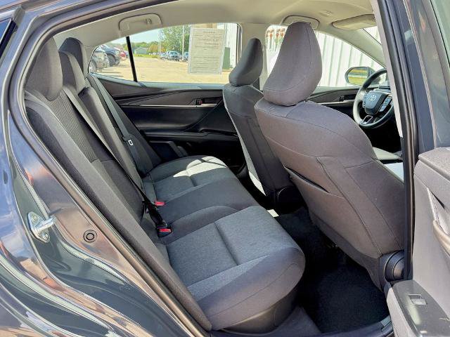 Used 2025 Toyota Camry LE FWD image 17