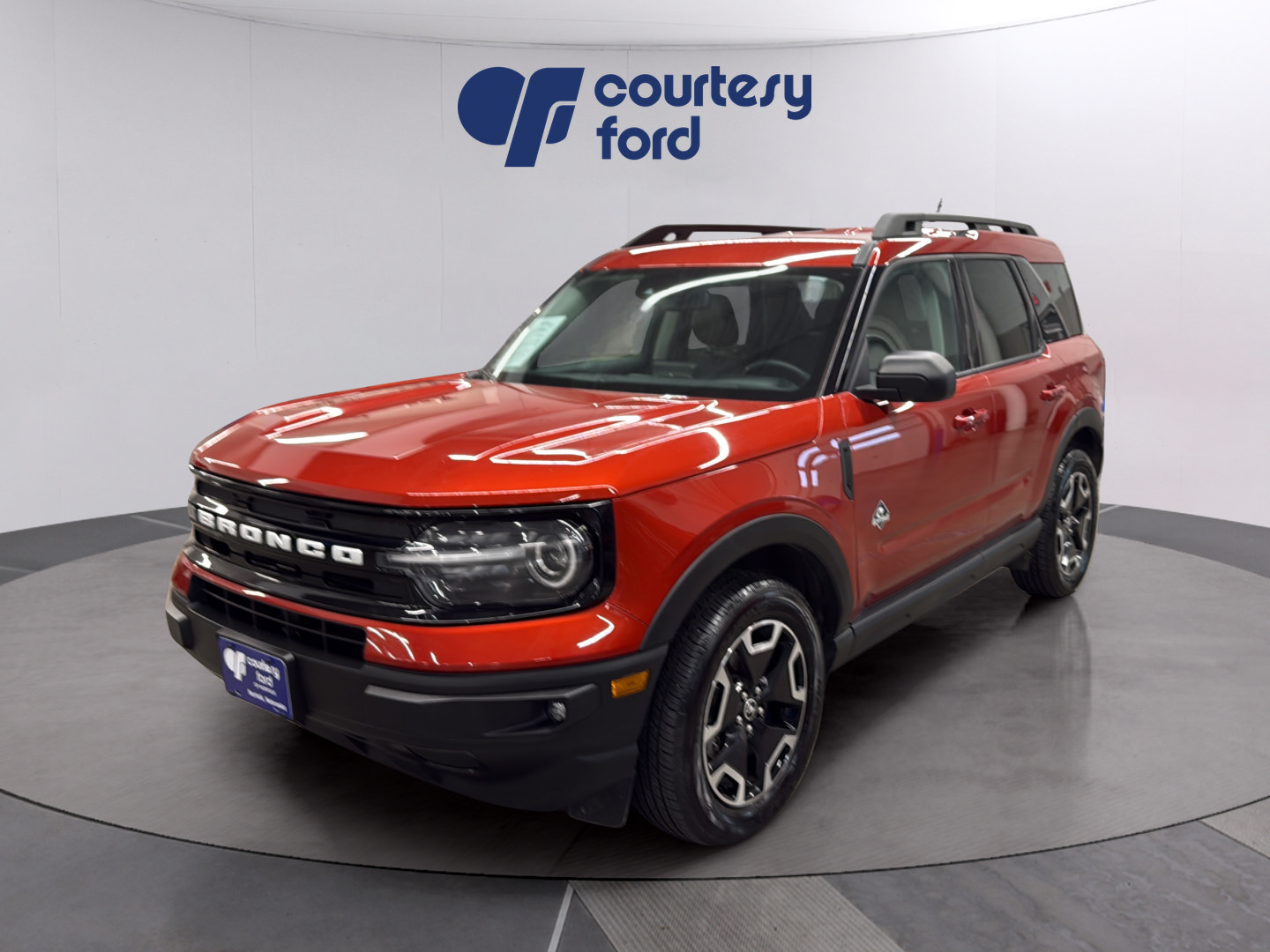Certified 2023 Ford Bronco Sport Outer Banks AWD/4WD image 3