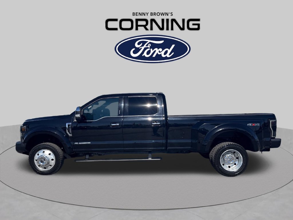 Certified 2022 Ford F450 Platinum w/ Camper Package AWD/4WD image 2