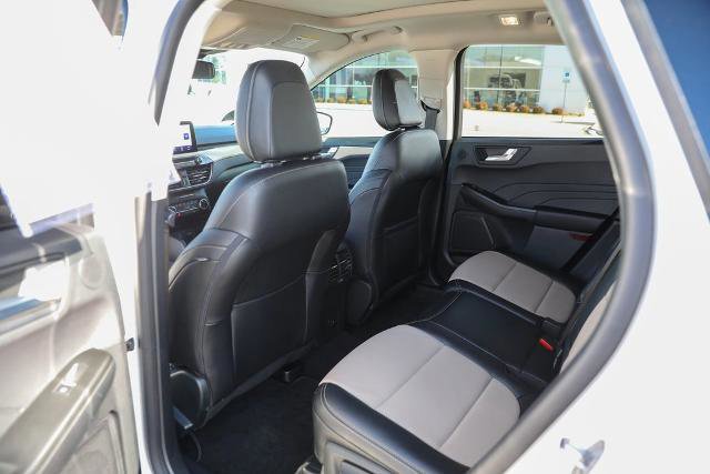 Certified 2022 Ford Escape Titanium w/ Titanium Elite Package image 27