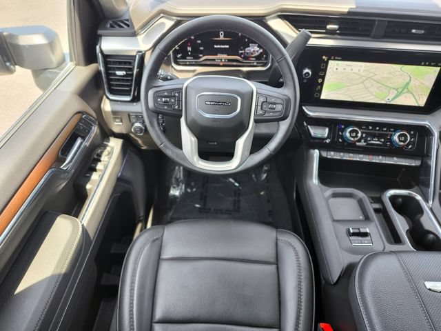 Used 2025 GMC Sierra 2500 Denali w/ Denali Reserve Package AWD/4WD image 13