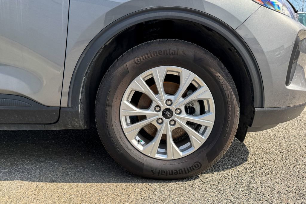 Certified 2023 Ford Escape Active AWD/4WD image 10