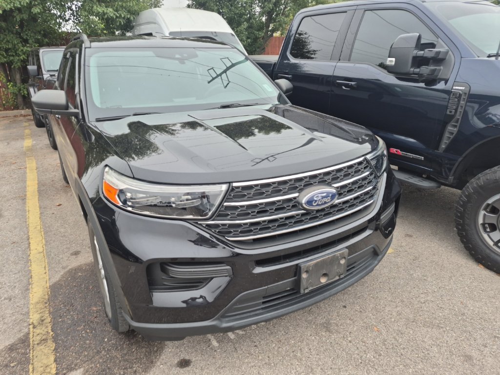 Certified 2022 Ford Explorer XLT RWD image 30