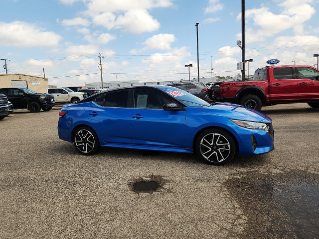Used 2025 Nissan Sentra SR FWD image 8