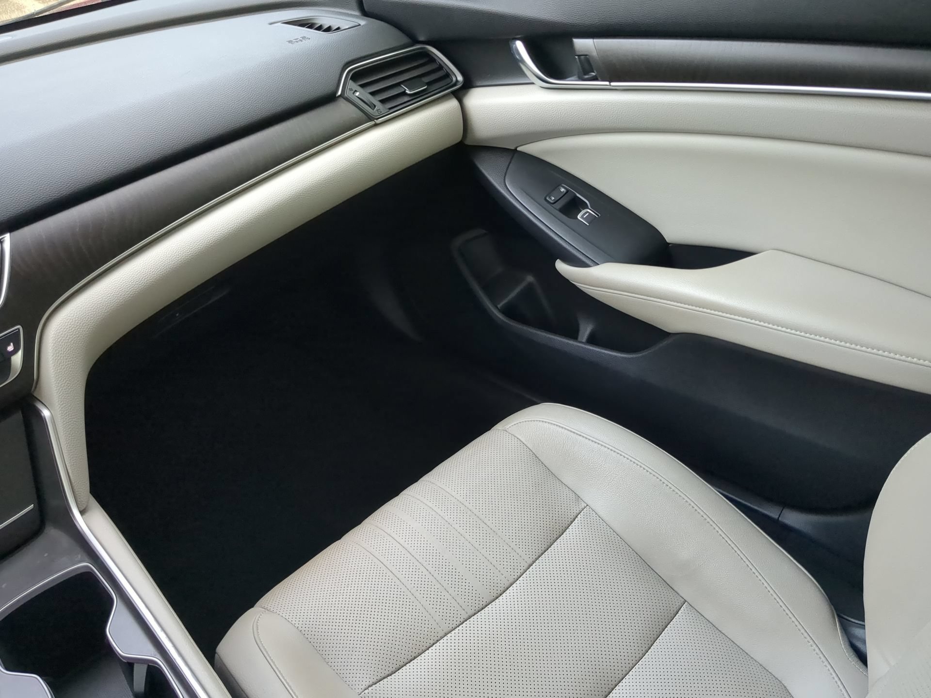 Used 2018 Honda Accord EX-L image 50