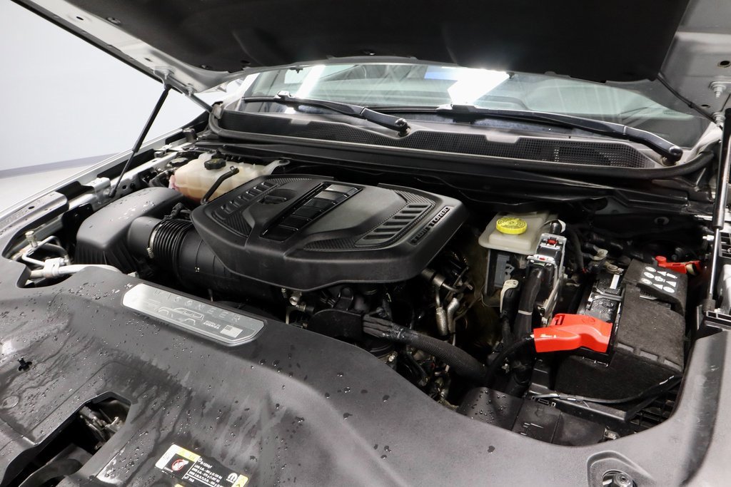 Used 2024 Jeep Wagoneer L Series II w/ Flexible Seating Group image 17