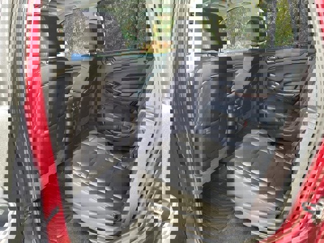 Used 2016 GMC Yukon SLT w/ Premium Edition image 12