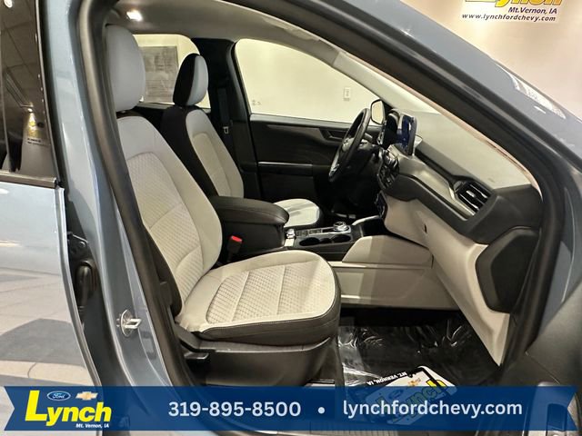 Certified 2023 Ford Escape Active AWD/4WD image 7