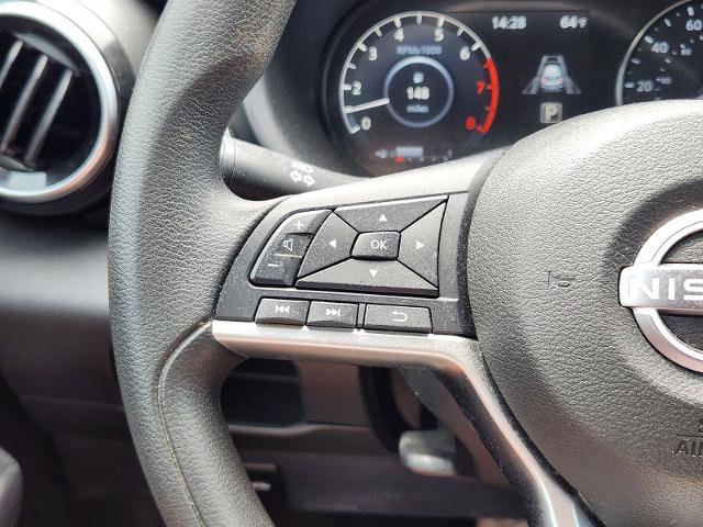 Used 2022 Nissan Kicks SV FWD image 29