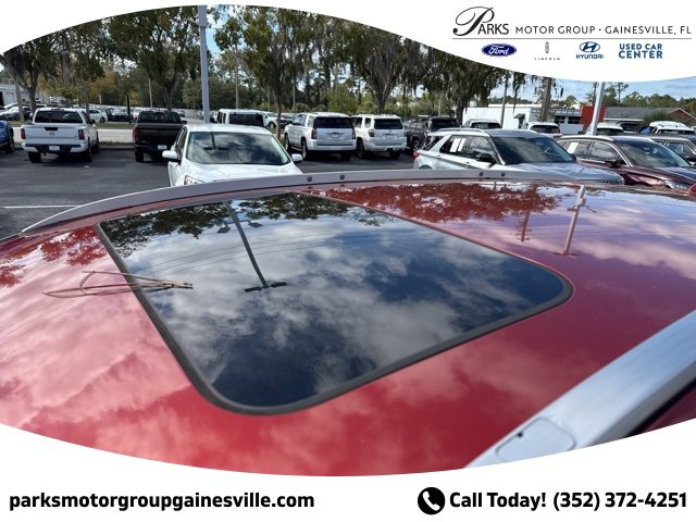 Used 2018 Honda CR-V Touring image 9