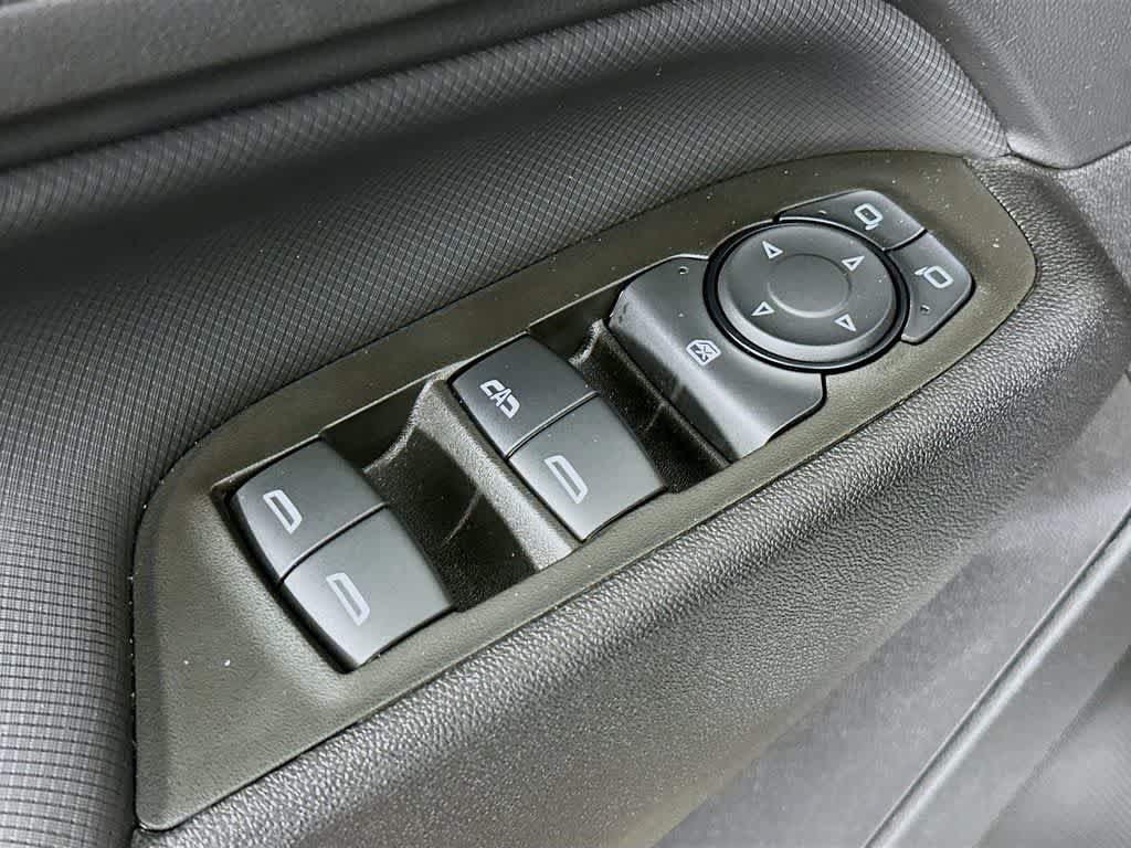 Used 2024 Chevrolet Equinox RS FWD image 29