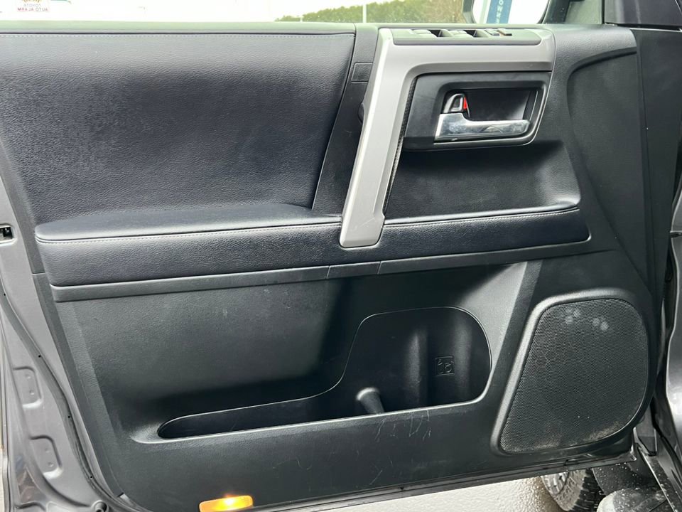 Used 2019 Toyota 4Runner SR5 image 19