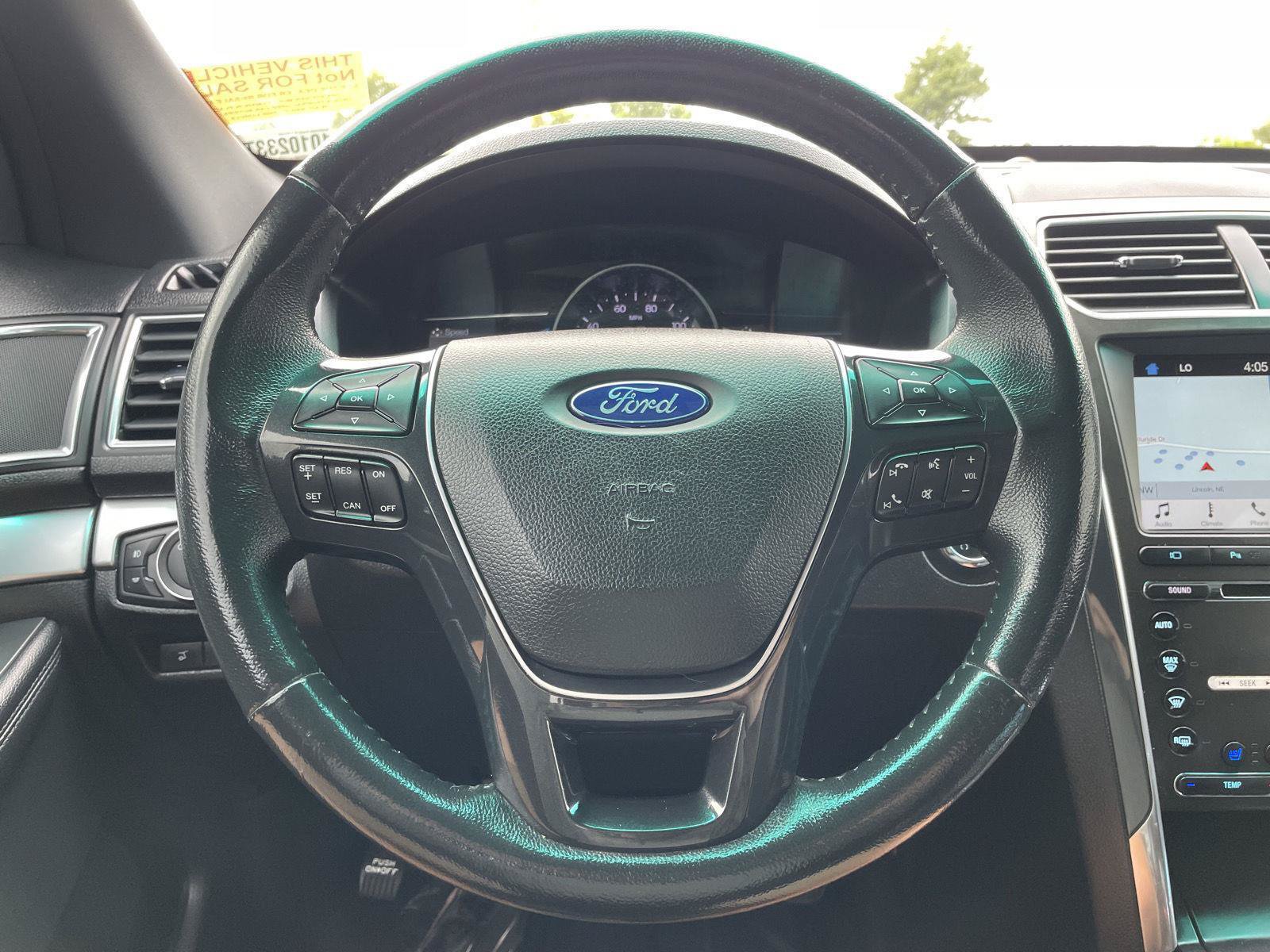 Certified 2018 Ford Explorer Limited FWD image 12