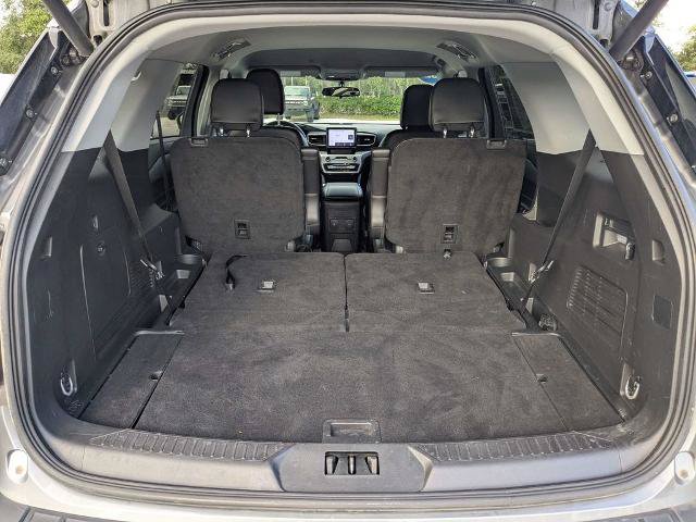 Certified 2024 Ford Explorer XLT w/ Equipment Group 202A AWD/4WD image 13