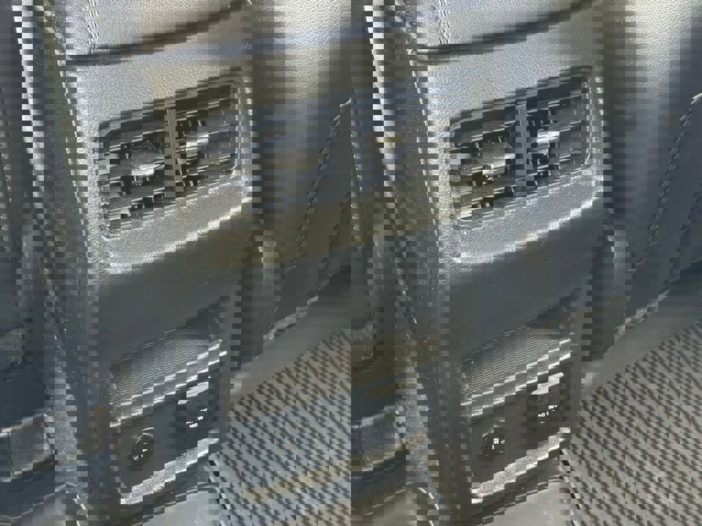 Certified 2024 Ford Edge SEL w/ Convenience Package image 11