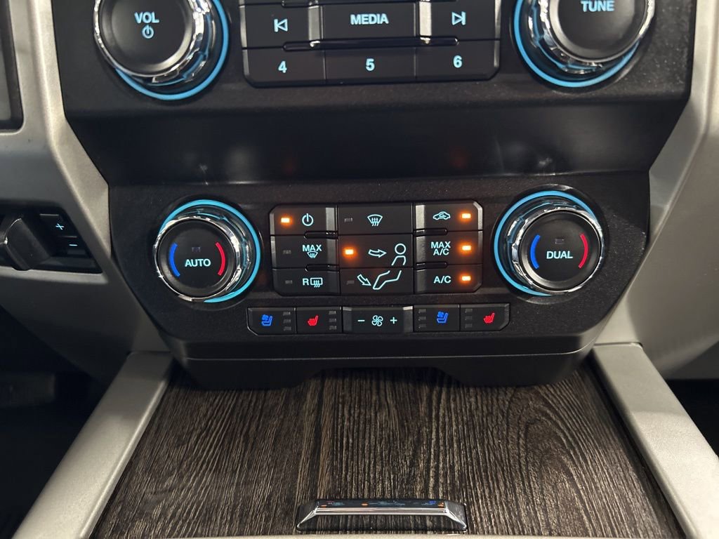 Certified 2021 Ford F250 Lariat AWD/4WD image 26