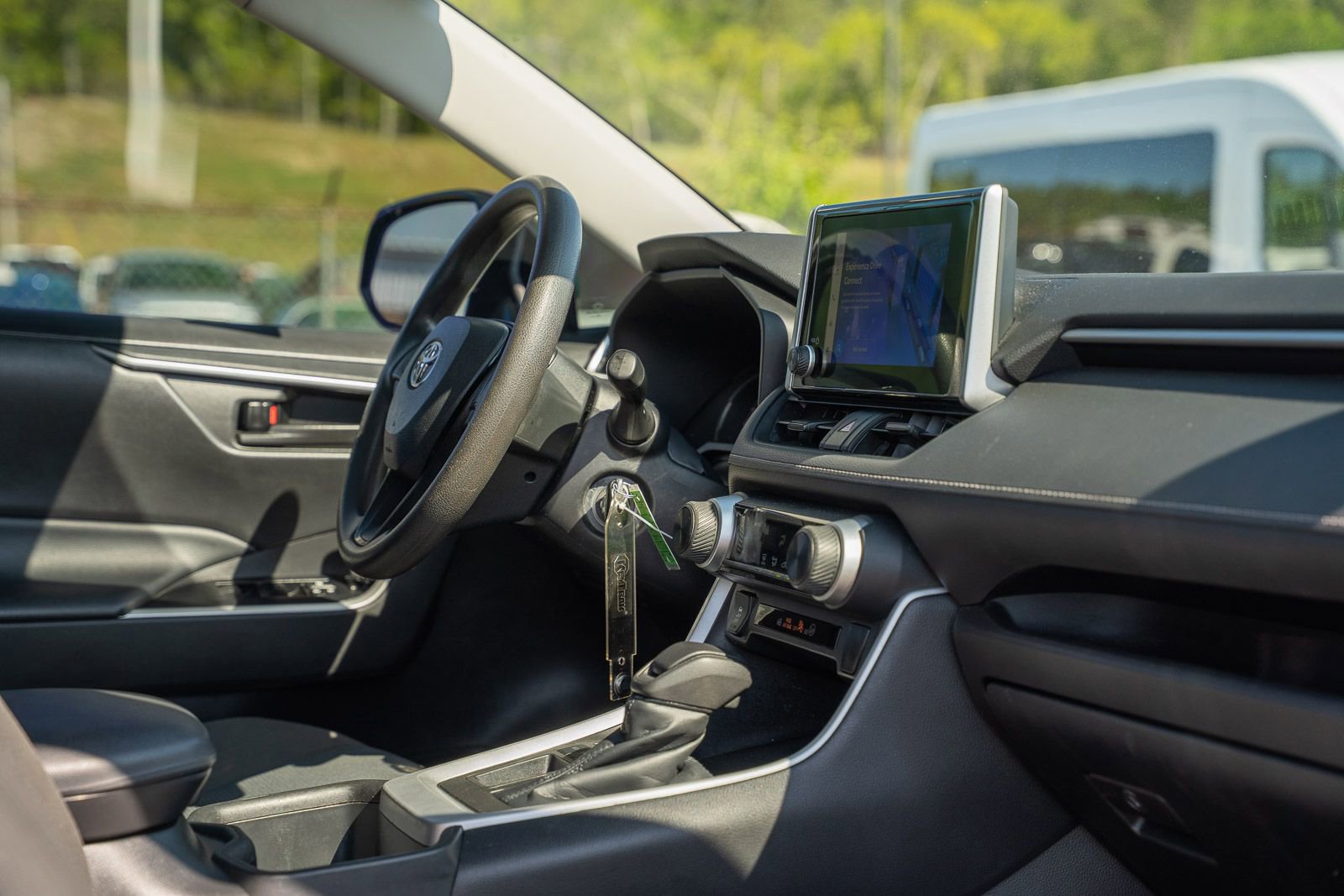 Used 2023 Toyota RAV4 LE FWD image 12