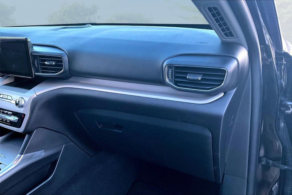 Certified 2023 Ford Explorer XLT w/ Equipment Group 202A image 16