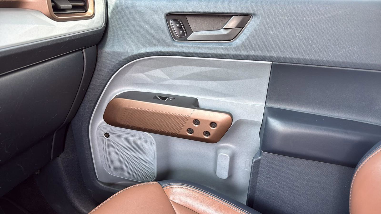 Certified 2022 Ford Maverick Lariat w/ Lariat Luxury Package image 24