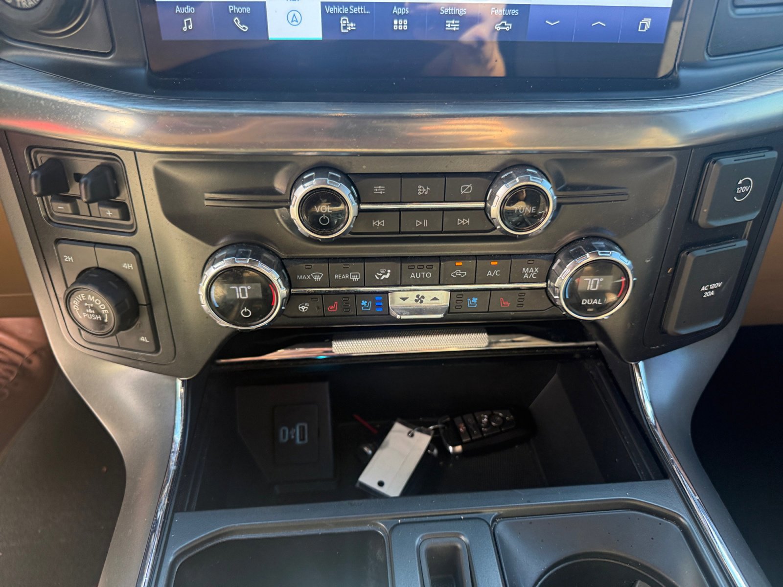 Certified 2021 Ford F150 Lariat w/ Equipment Group 502A High image 25