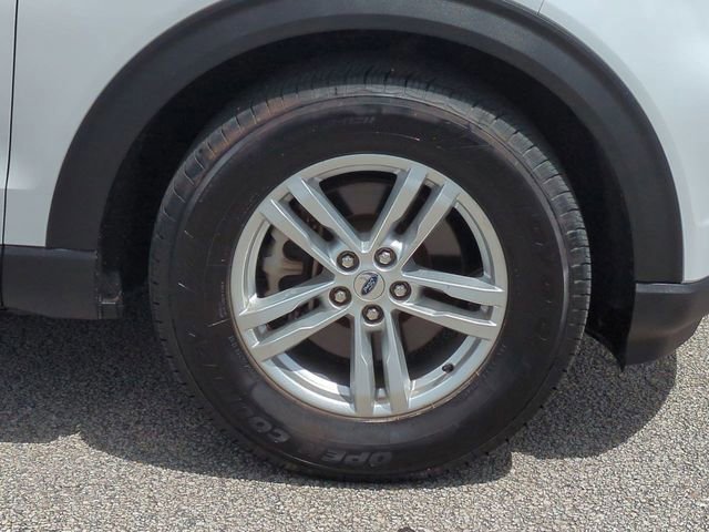 Certified 2020 Ford Explorer XLT w/ Equipment Group 202A RWD image 11