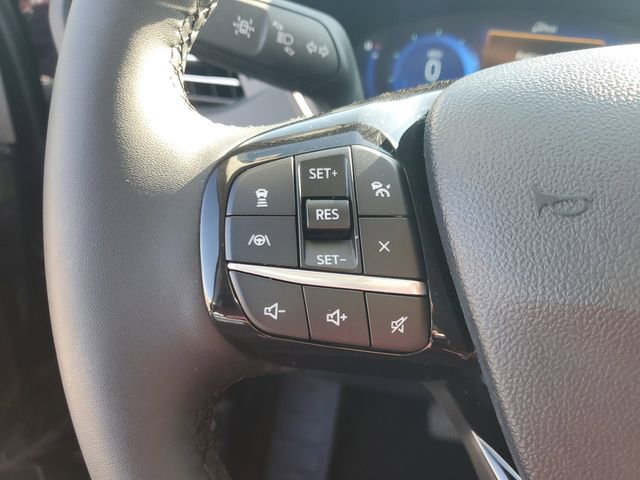 Certified 2022 Ford Escape Titanium w/ Class II Trailer Tow Package image 23