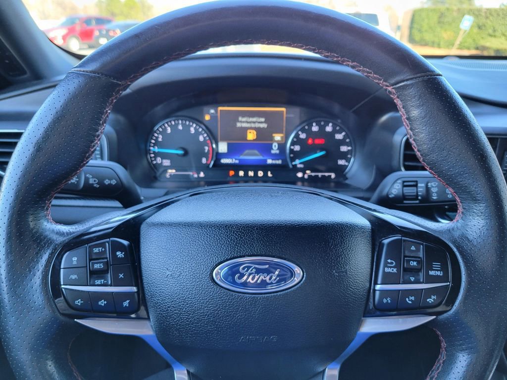 Certified 2023 Ford Explorer ST-Line w/ Class IV Trailer Tow Package image 33