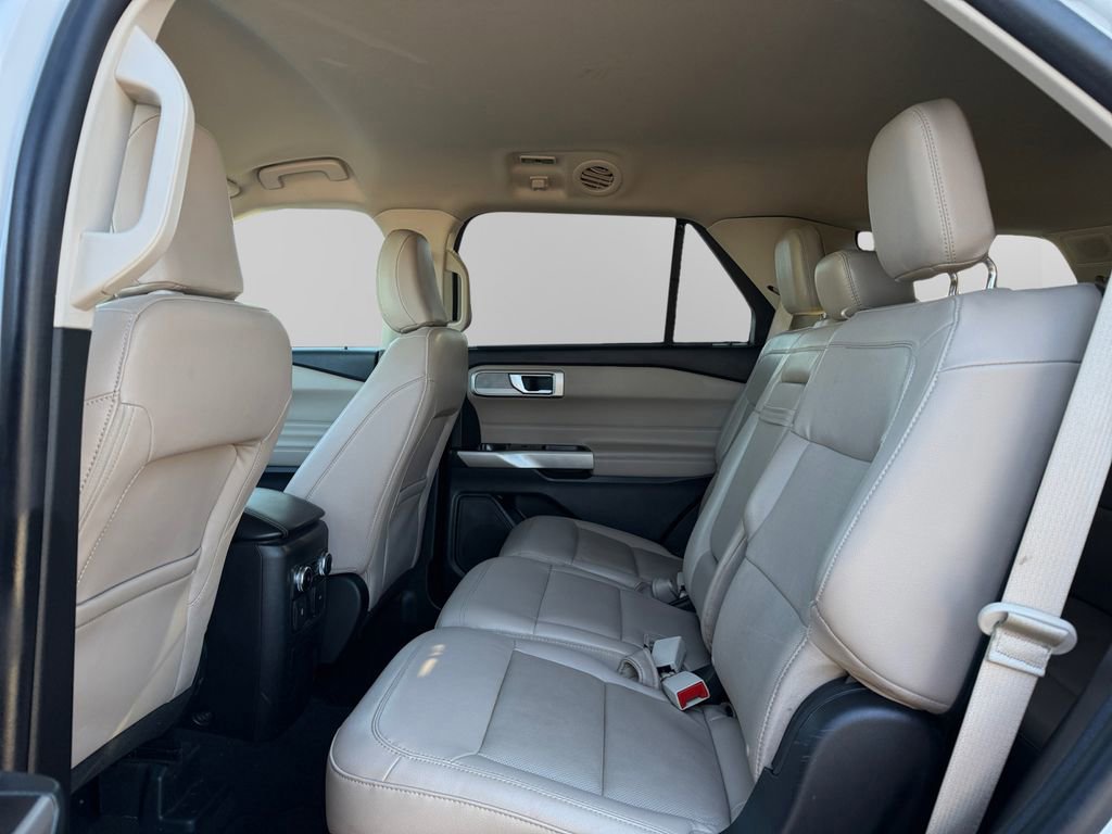 Certified 2023 Ford Explorer Limited image 13