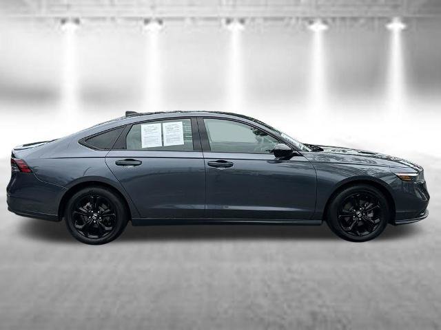 Used 2025 Honda Accord SE image 4