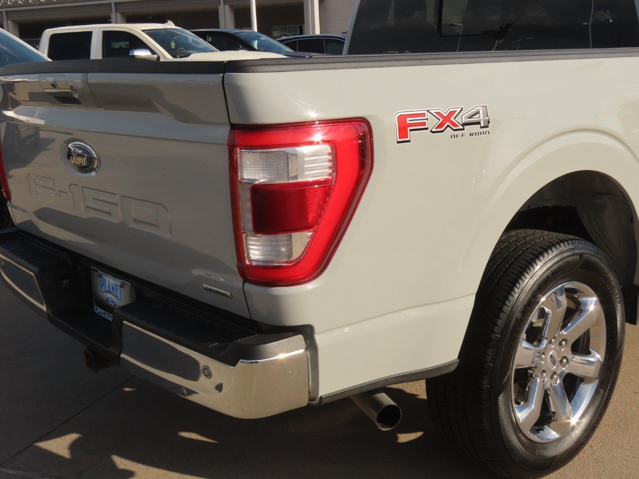 Certified 2023 Ford F150 Lariat w/ Trailer Tow Package AWD/4WD image 12
