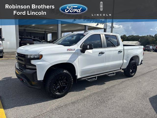 Used 2020 Chevrolet Silverado 1500 LT Trail Boss w/ Convenience Package AWD/4WD image 1