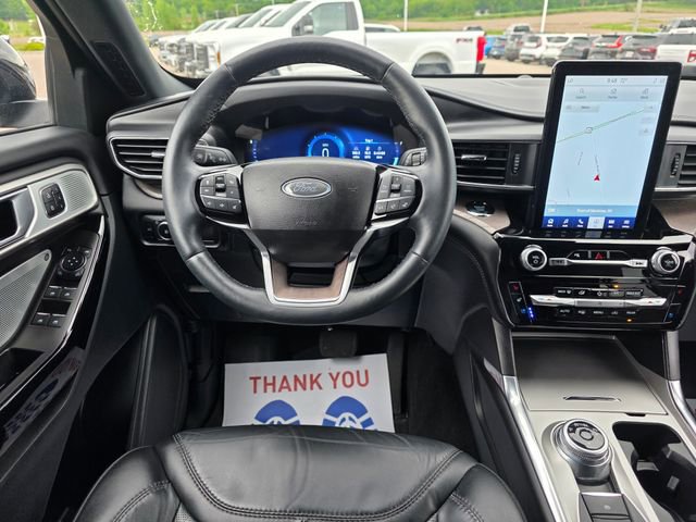Certified 2023 Ford Explorer Platinum w/ Technology Package AWD/4WD image 28