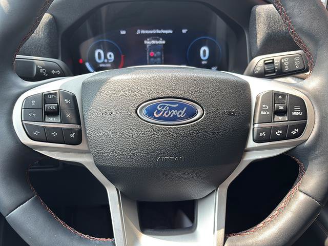 Certified 2025 Ford Explorer Active w/ Active Comfort Package AWD/4WD image 26