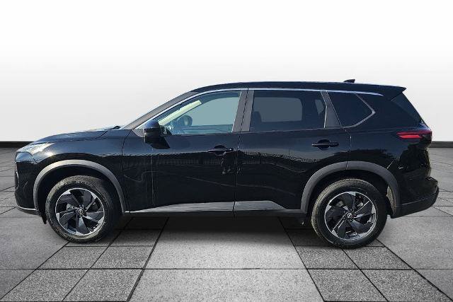 Used 2024 Nissan Rogue SV AWD/4WD image 8