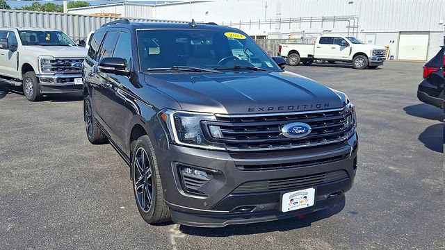 Certified 2021 Ford Expedition Limited AWD/4WD image 2