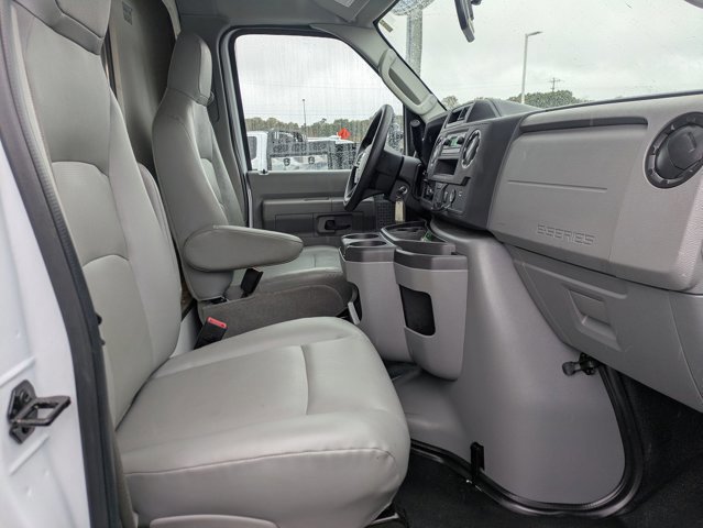 Certified 2024 Ford E-350 and Econoline 350 Super Duty w/ Power Windows & Locks Group image 26