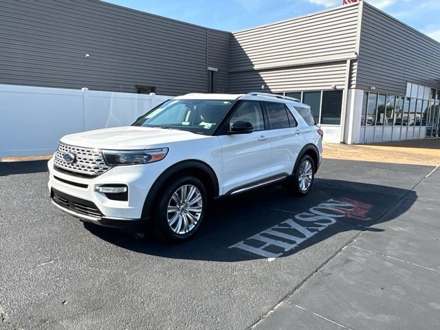 Certified 2023 Ford Explorer XLT w/ Equipment Group 202A