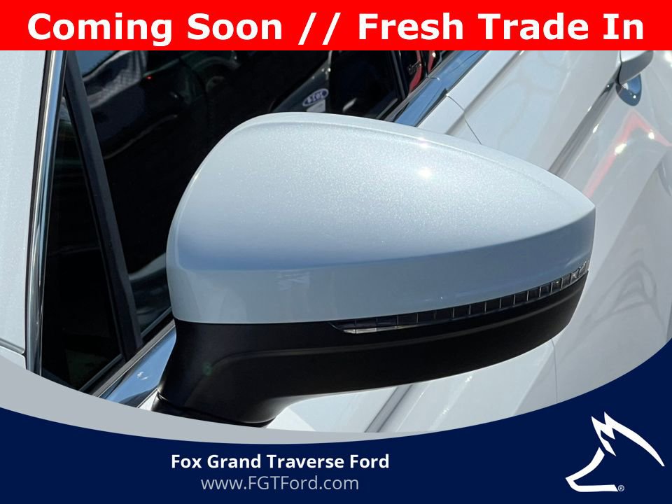 Used 2022 Volkswagen Tiguan SEL R-Line AWD/4WD image 32