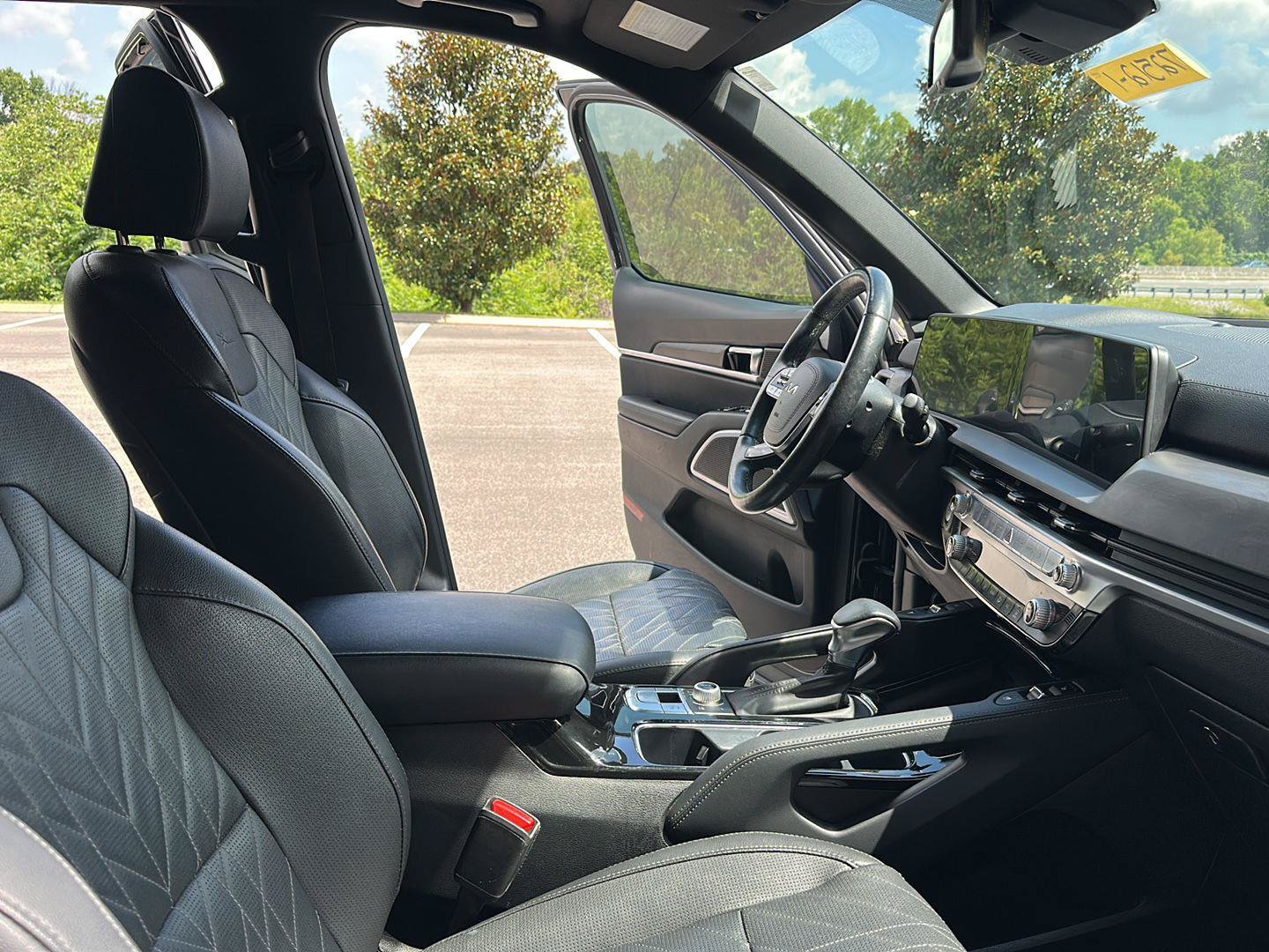 Used 2023 Kia Telluride EX X-Line AWD/4WD image 40
