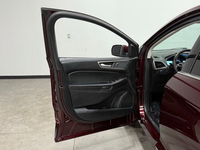 Certified 2022 Ford Edge SEL image 13