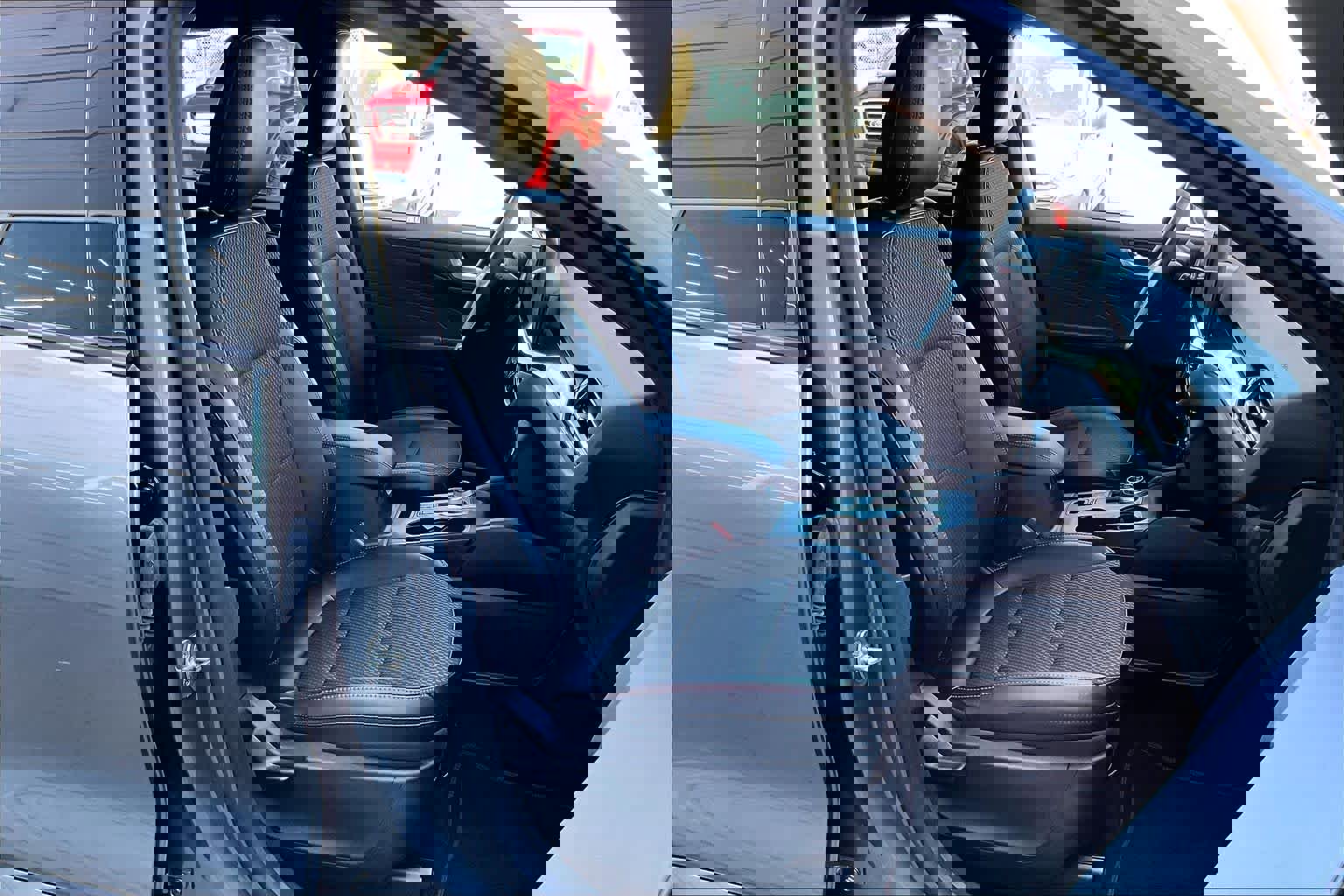 Certified 2023 Ford Escape ST-Line w/ Tech Pack #1 image 13