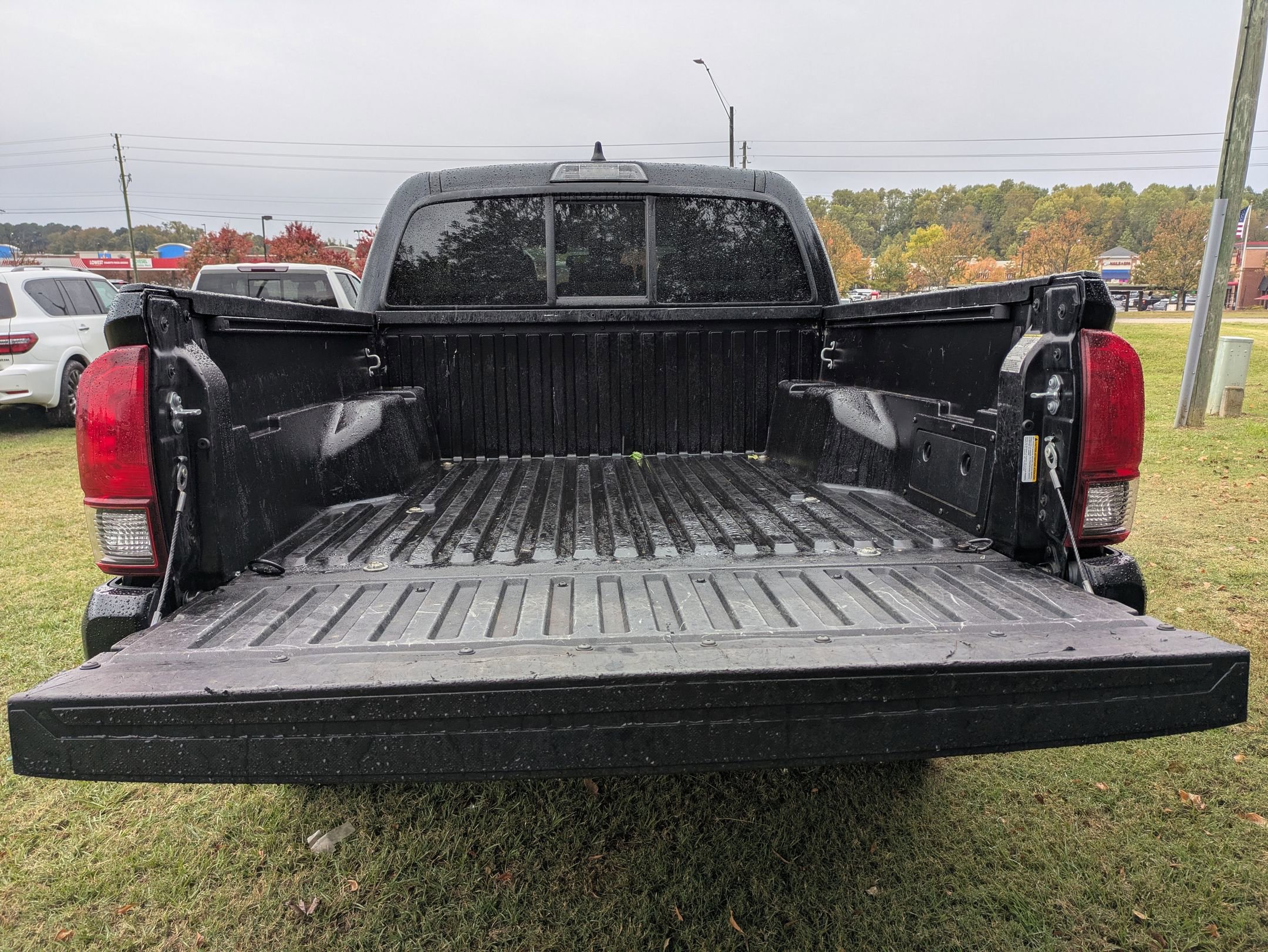 Used 2021 Toyota Tacoma SR image 26