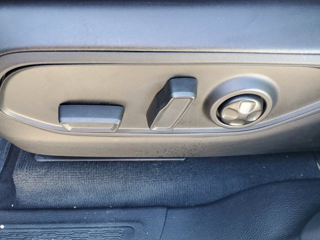 Used 2023 Jeep Grand Cherokee Altitude image 25