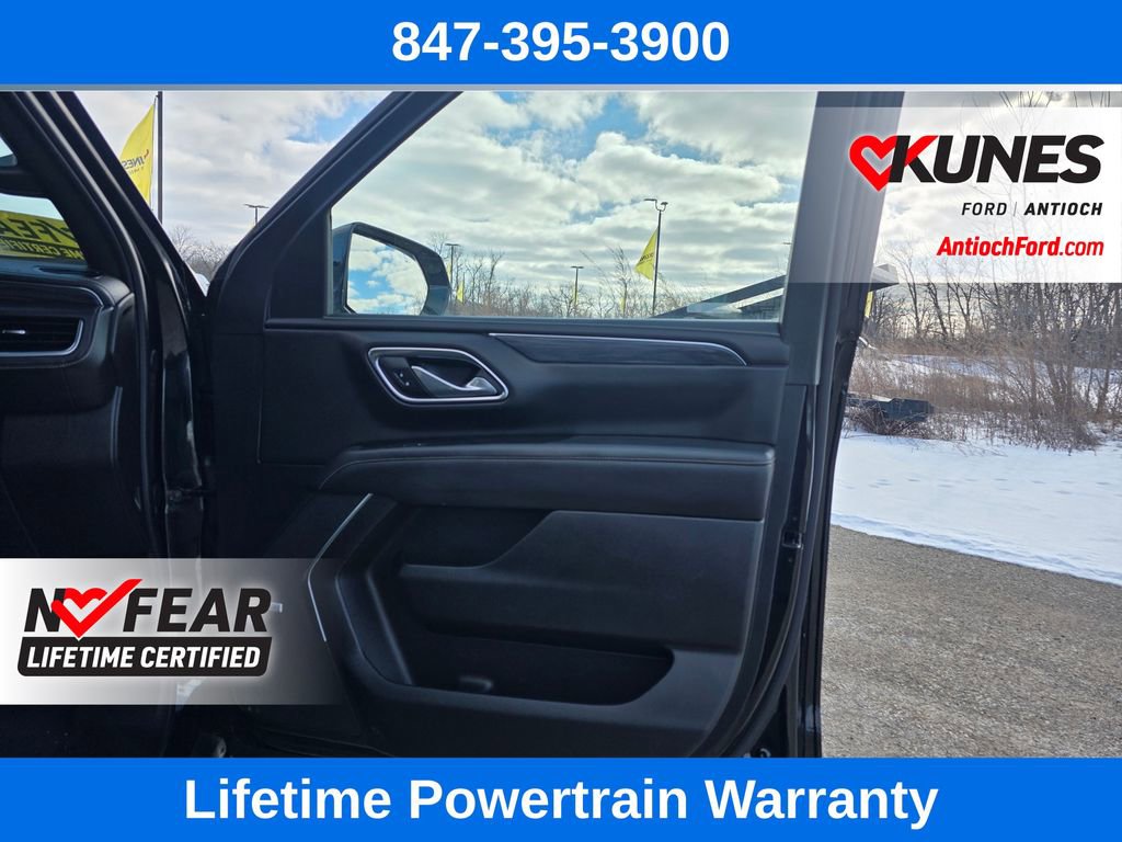 Used 2024 GMC Yukon SLT AWD/4WD image 32
