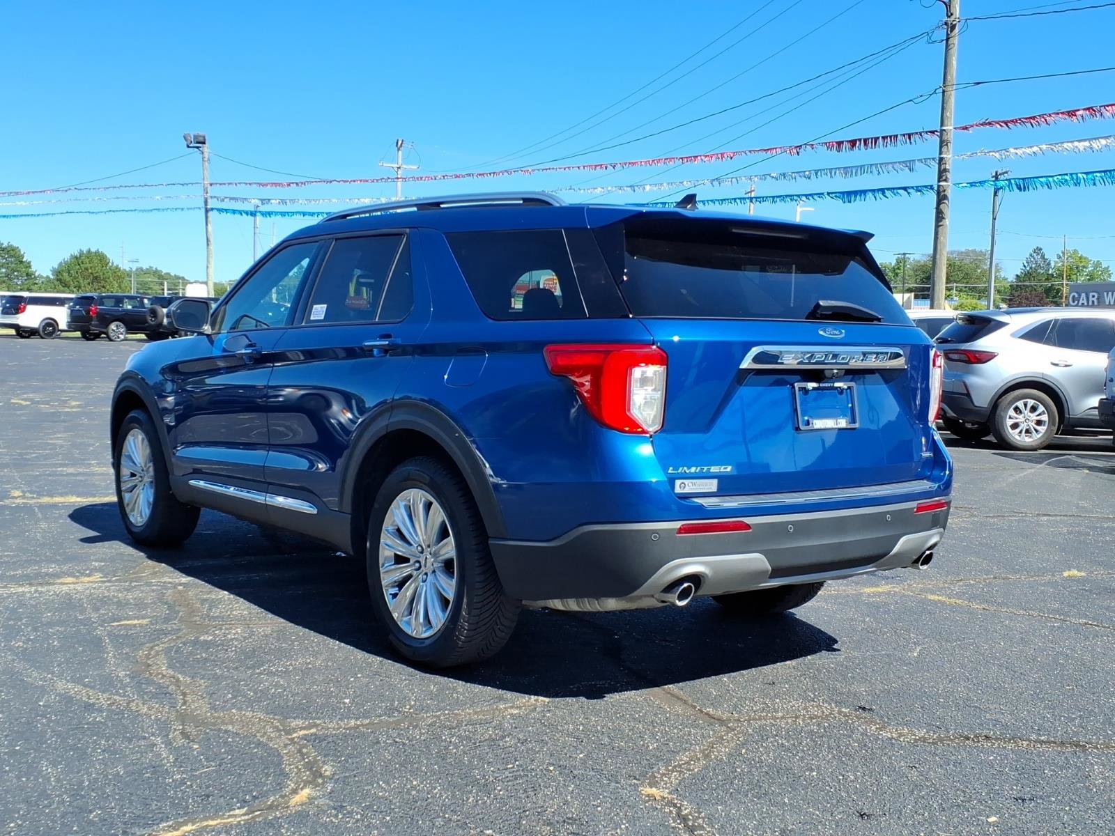 Certified 2022 Ford Explorer Limited AWD/4WD image 16