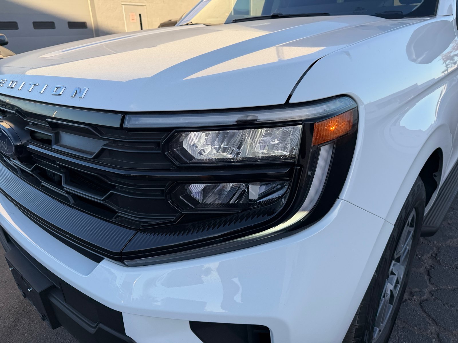 Certified 2025 Ford Expedition Active AWD/4WD image 9