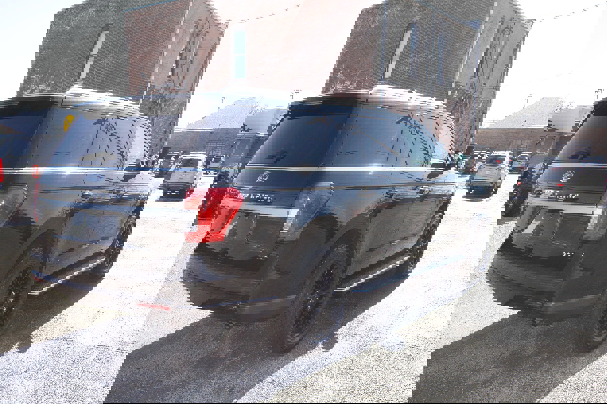 Certified 2022 Ford Expedition Max XLT image 5